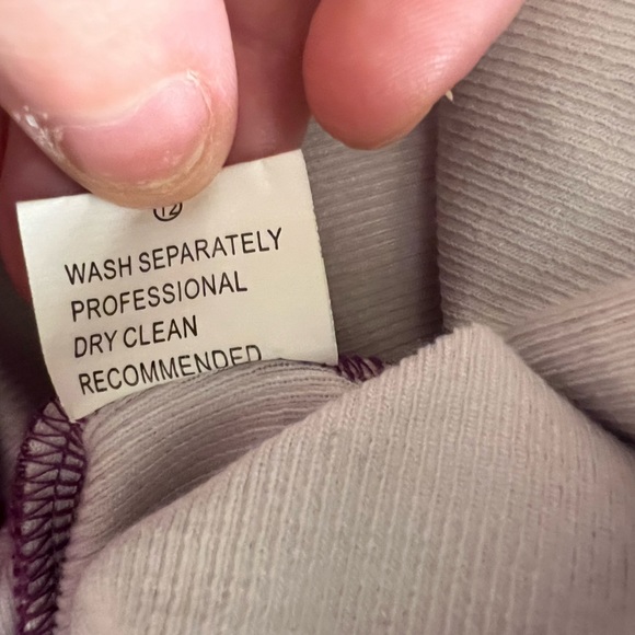 Purple & Pink Ombré Sweatshirt with front pocket - Picture 4 of 5